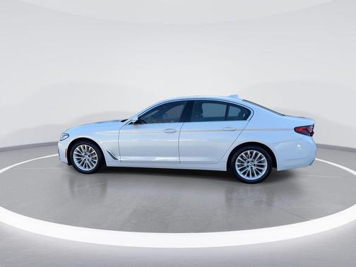 2023 BMW 530 i xDrive