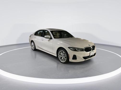 2025 BMW 330 i xDrive