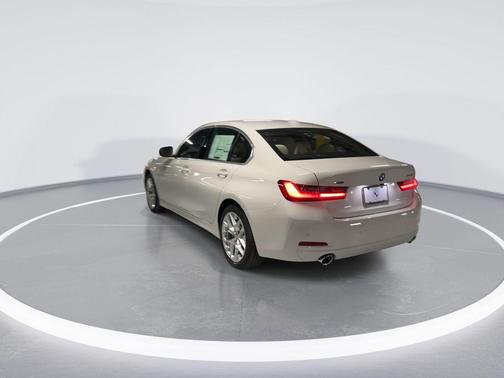 2025 BMW 330 i xDrive