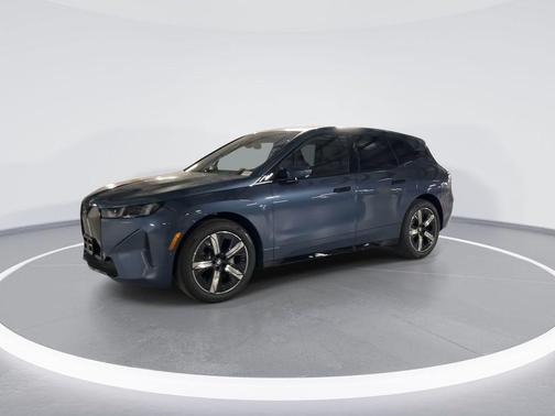 2026 BMW iX xDrive45