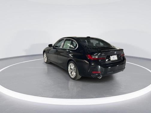 2025 BMW 330 i xDrive