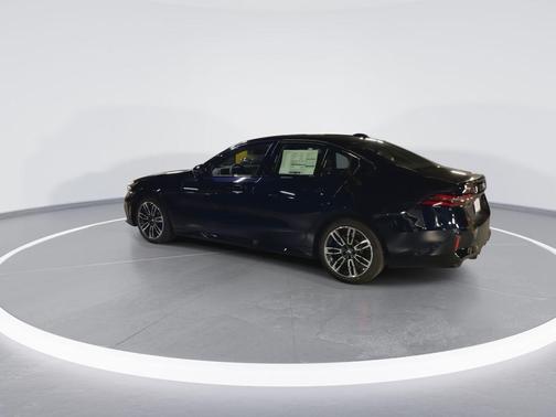 2026 BMW 530 i xDrive