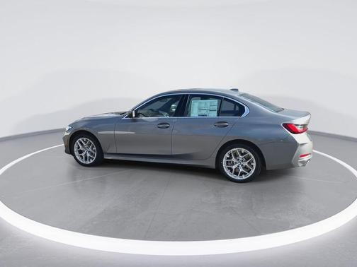 2025 BMW 330 i xDrive