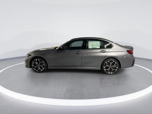 2025 BMW 330 i xDrive