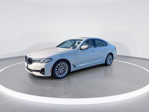 2022 BMW 530 i xDrive