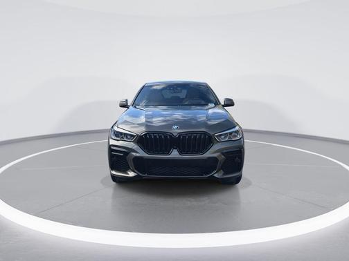 2023 BMW X6 M50i