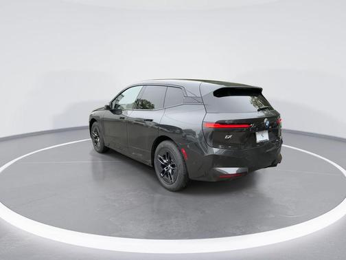2026 BMW iX xDrive60