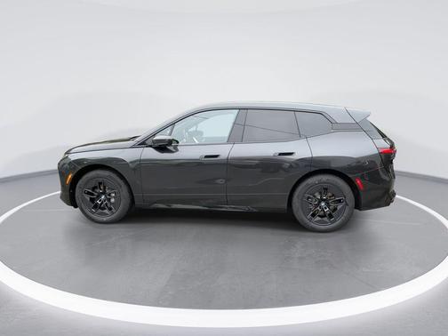 2026 BMW iX xDrive60