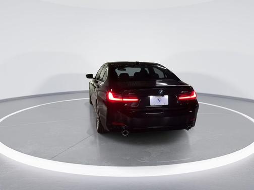 2025 BMW 330 i xDrive
