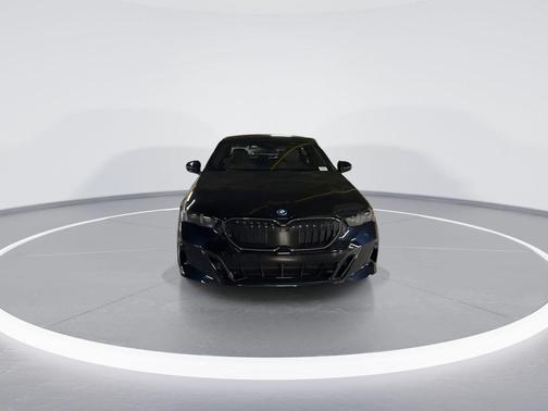 2026 BMW 550e 550e xDrive