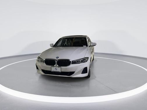 2025 BMW 330 i xDrive