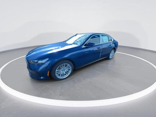 2025 BMW 530 i xDrive