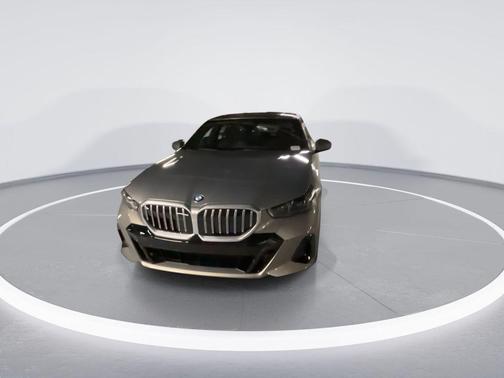 2025 BMW 530 xDrive