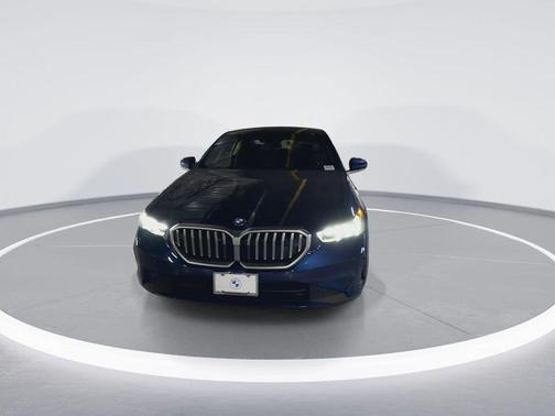 2025 BMW 530 i xDrive