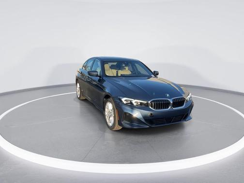 2025 BMW 330 i xDrive
