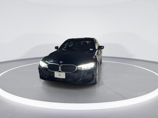 2025 BMW 330 i xDrive