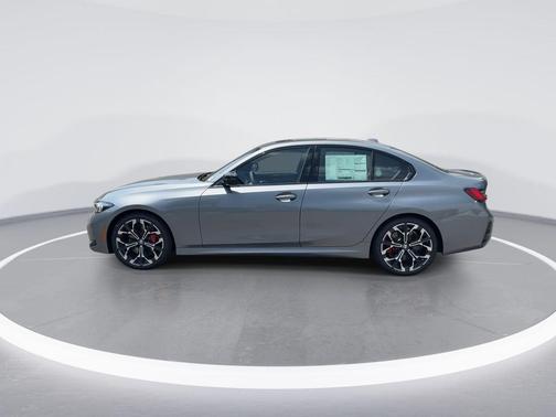 2025 BMW 330 i xDrive