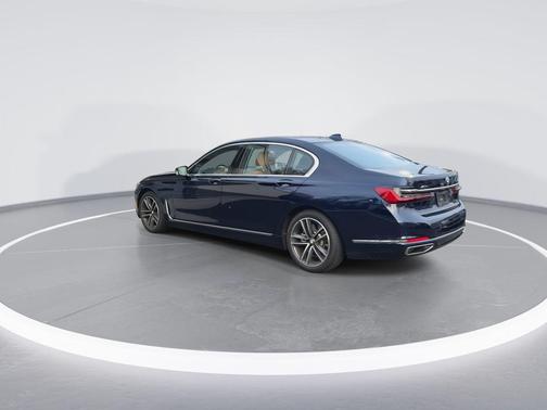 2022 BMW 750 i xDrive