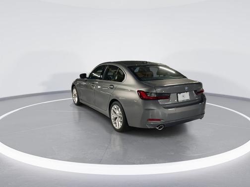 2025 BMW 330 i xDrive