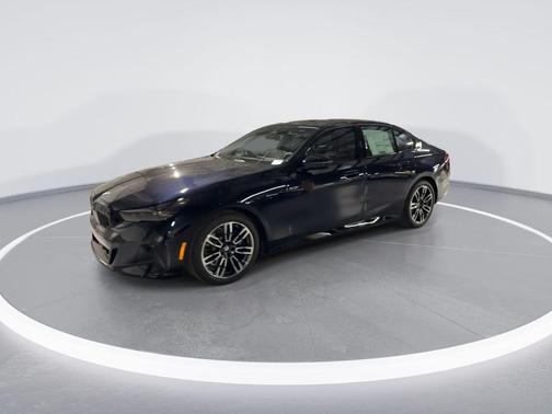 2025 BMW 530 i xDrive
