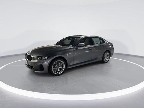 2025 BMW 330 i xDrive