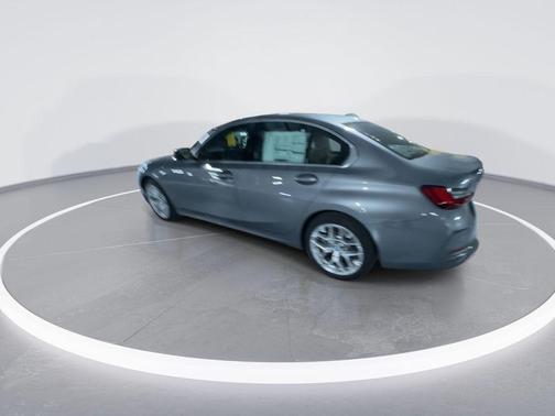 2025 BMW 330 i xDrive