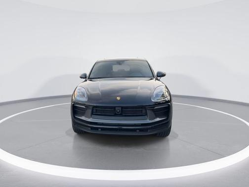 2024 Porsche Macan T