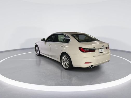 2025 BMW 330 i xDrive