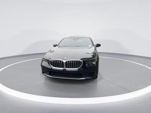 2026 BMW 530 i xDrive