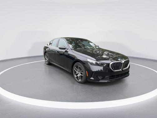 2026 BMW 530 i xDrive