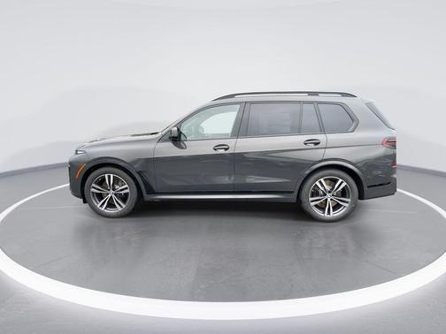2026 BMW X7 M60i