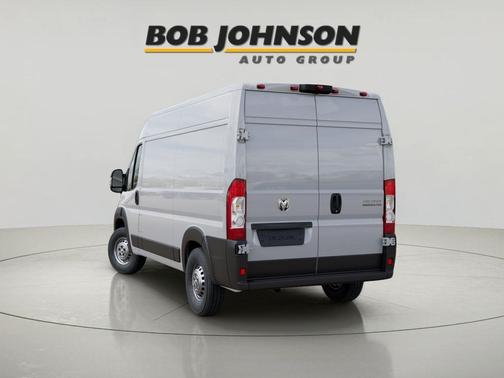 Bright White Clearcoat 2026 RAM ProMaster 1500 Base