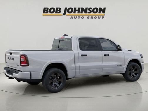 Bright White Clearcoat 2026 RAM 1500 Big Horn/Lone Star