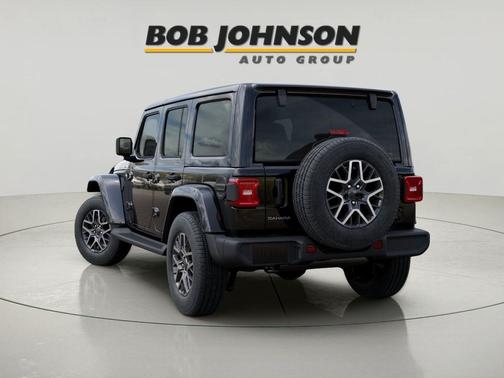 Black Clearcoat 2026 Jeep Wrangler 4-Door Sahara 4x4