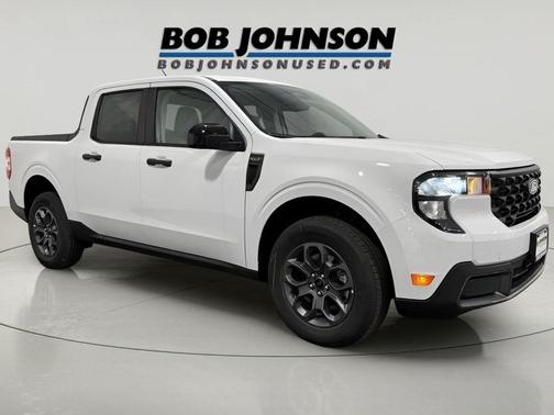 Oxford White 2025 Ford Maverick XLT