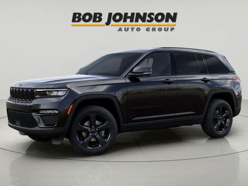 Diamond Black Crystal Pearlcoat 2025 Jeep Grand Cherokee Limited