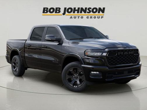 Diamond Black Crystal Pearlcoat 2026 RAM 1500 Big Horn/Lone Star