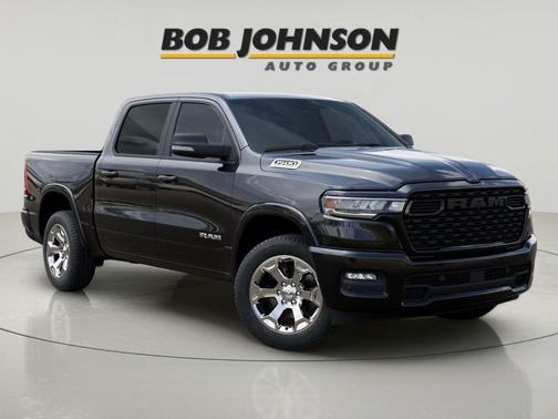 Diamond Black Crystal Pearlcoat 2026 RAM 1500 Big Horn/Lone Star