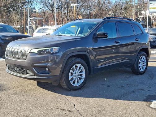 2022 Jeep Cherokee Latitude Lux