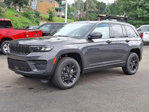 2025 Jeep Grand Cherokee Altitude