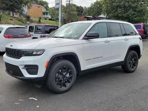 2025 Jeep Grand Cherokee Altitude