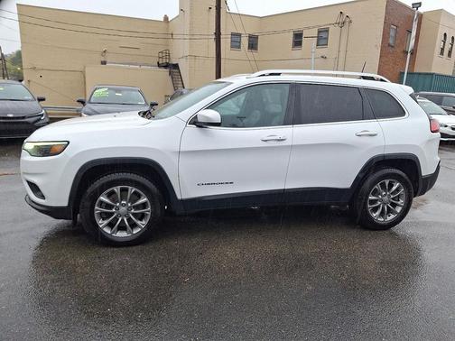 2019 Jeep Cherokee Latitude Plus