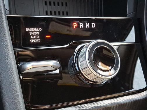 2026 Jeep Grand Cherokee Altitude