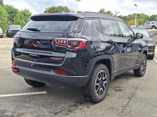2026 Jeep Compass Trailhawk
