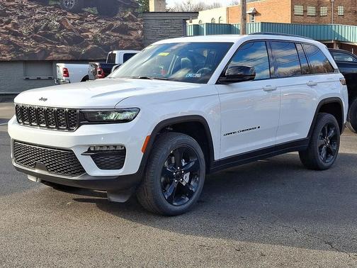 Bright White Clearcoat 2025 Jeep Grand Cherokee Limited