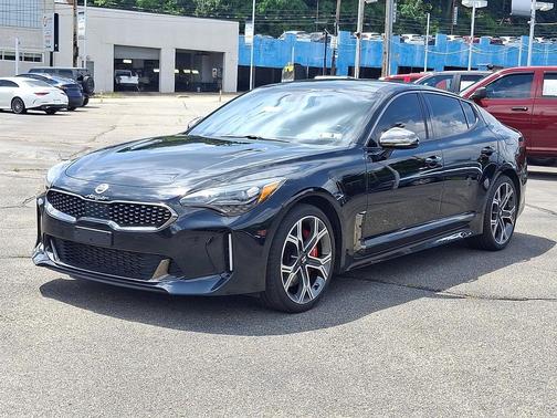 2019 Kia Stinger GT2