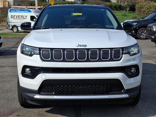 Bright White Clearcoat 2022 Jeep Compass Limited