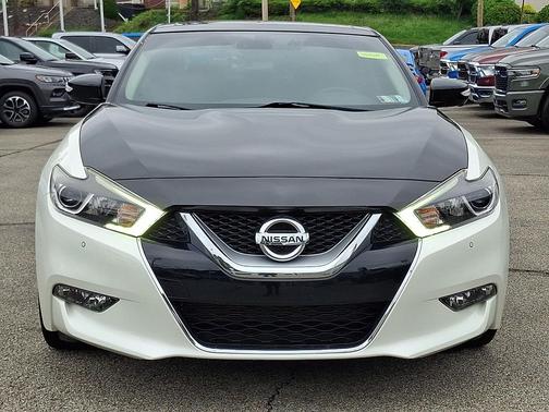 Pearl White 2017 Nissan Maxima 3.5 Platinum