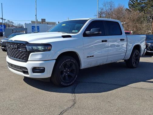 Bright White Clearcoat 2025 RAM 1500 Big Horn/Lone Star
