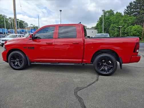 2018 RAM 1500 Night Crew Cab 4x4 5'7' Box